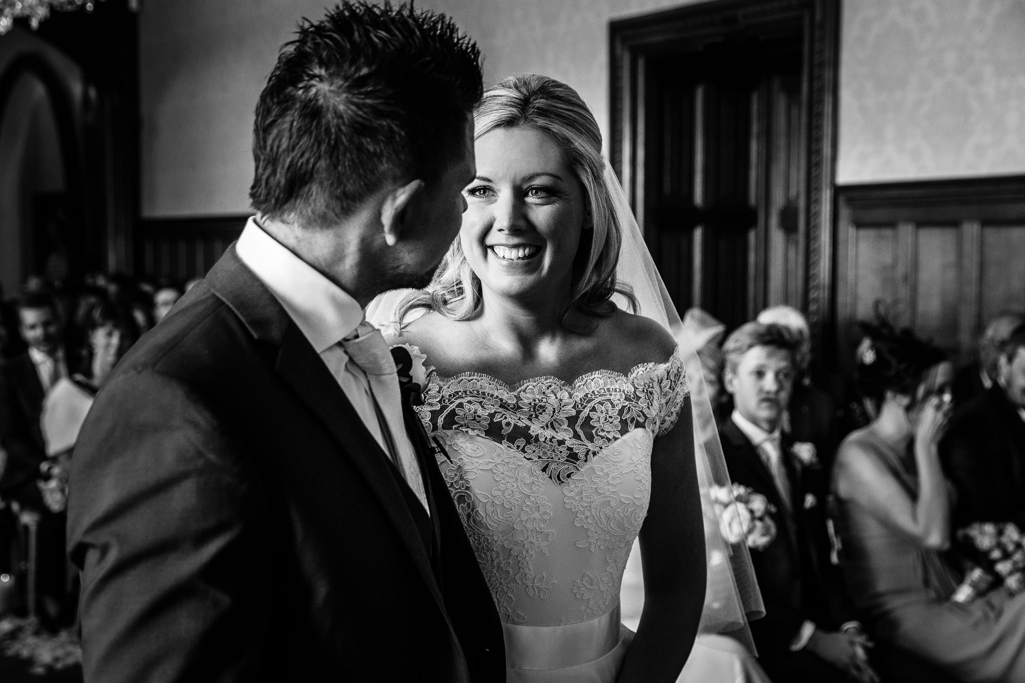 Hampshire Wedding Photographer - Froyle Park wedding