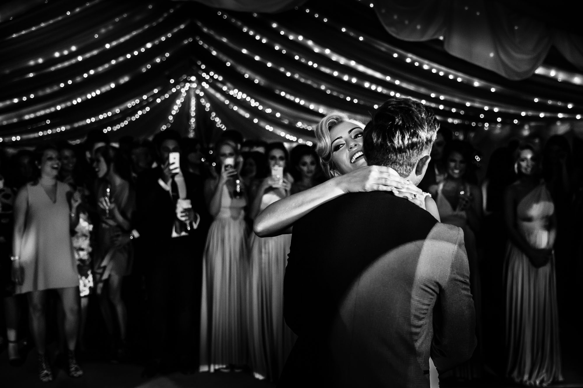 Hampshire Wedding Photographer - First Dance